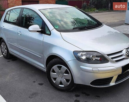 Серый Фольксваген Гольф, объемом двигателя 1.6 л и пробегом 250 тыс. км за 4800 $, фото 3 на Automoto.ua