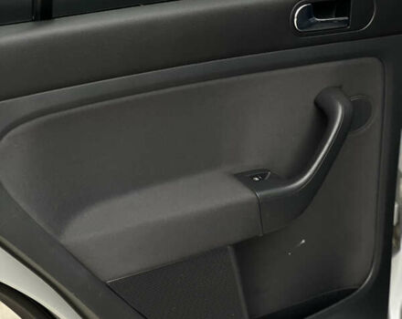 Сірий Фольксваген Гольф, об'ємом двигуна 1.97 л та пробігом 325 тис. км за 6500 $, фото 10 на Automoto.ua