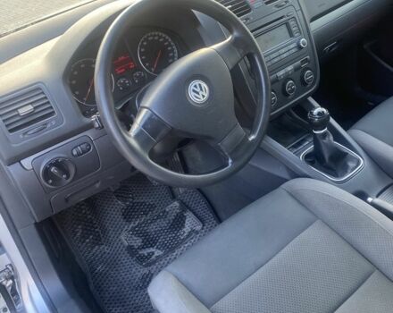 Серый Фольксваген Гольф, объемом двигателя 1.4 л и пробегом 234 тыс. км за 4450 $, фото 4 на Automoto.ua