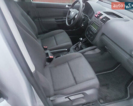 Сірий Фольксваген Гольф, об'ємом двигуна 1.4 л та пробігом 252 тис. км за 5800 $, фото 9 на Automoto.ua