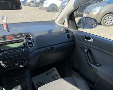 Серый Фольксваген Гольф, объемом двигателя 1.97 л и пробегом 217 тыс. км за 6800 $, фото 15 на Automoto.ua