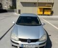 Сірий Фольксваген Гольф, об'ємом двигуна 1.39 л та пробігом 265 тис. км за 3600 $, фото 1 на Automoto.ua