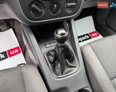 Сірий Фольксваген Гольф, об'ємом двигуна 1.4 л та пробігом 216 тис. км за 5490 $, фото 23 на Automoto.ua