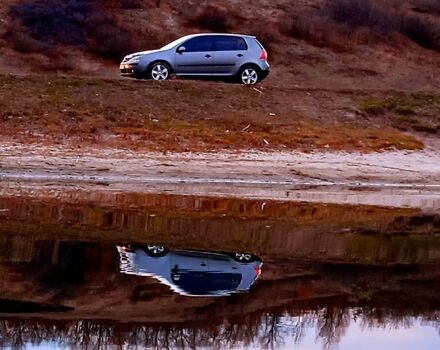 Сірий Фольксваген Гольф, об'ємом двигуна 1.6 л та пробігом 170 тис. км за 5200 $, фото 1 на Automoto.ua