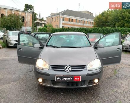 Сірий Фольксваген Гольф, об'ємом двигуна 2 л та пробігом 185 тис. км за 5990 $, фото 17 на Automoto.ua