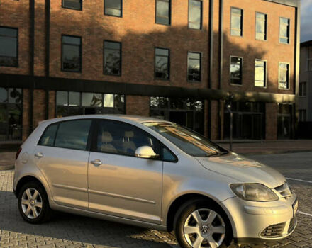 Фольксваген Гольф 2005 у Вінниці на Automoto.ua Сірий Фольксваген Гольф, об'ємом двигуна 1.97 л та пробігом 325 тис. км за 6900 $, фото 13 на Automoto.ua