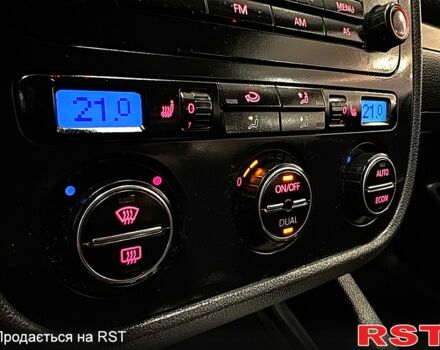 Сірий Фольксваген Гольф, об'ємом двигуна 1.6 л та пробігом 235 тис. км за 6000 $, фото 7 на Automoto.ua