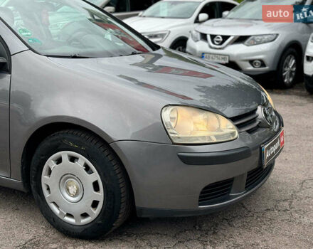 Серый Фольксваген Гольф, объемом двигателя 1.4 л и пробегом 271 тыс. км за 5190 $, фото 2 на Automoto.ua