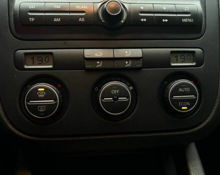 Сірий Фольксваген Гольф, об'ємом двигуна 1.4 л та пробігом 216 тис. км за 5400 $, фото 10 на Automoto.ua