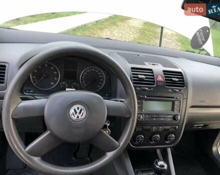 Серый Фольксваген Гольф, объемом двигателя 1.4 л и пробегом 190 тыс. км за 5000 $, фото 3 на Automoto.ua