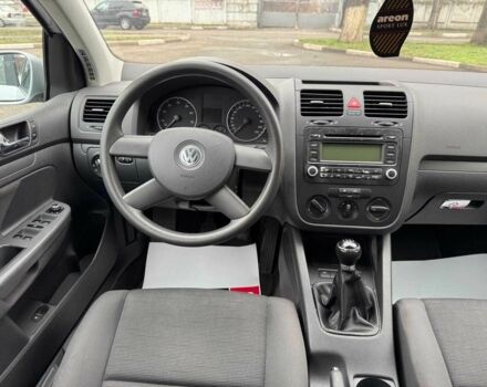 Серый Фольксваген Гольф, объемом двигателя 1.4 л и пробегом 216 тыс. км за 5490 $, фото 15 на Automoto.ua