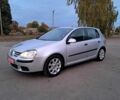 Фольксваген Гольф 2005 в Прилуках на Automoto.ua Серый Фольксваген Гольф, объемом двигателя 1.6 л и пробегом 244 тыс. км за 5550 $, фото 2 на Automoto.ua