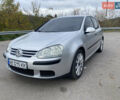 Фольксваген Гольф 2005 у Ямпіль на Automoto.ua Сірий Фольксваген Гольф, об'ємом двигуна 1.6 л та пробігом 266 тис. км за 5750 $, фото 1 на Automoto.ua