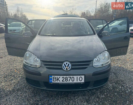 Серый Фольксваген Гольф, объемом двигателя 1.6 л и пробегом 180 тыс. км за 5900 $, фото 43 на Automoto.ua