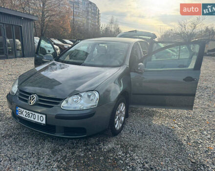 Серый Фольксваген Гольф, объемом двигателя 1.6 л и пробегом 180 тыс. км за 5900 $, фото 58 на Automoto.ua