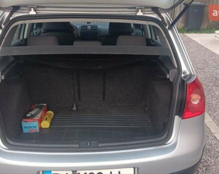 Серый Фольксваген Гольф, объемом двигателя 1.6 л и пробегом 242 тыс. км за 5150 $, фото 33 на Automoto.ua