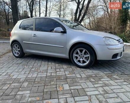Серый Фольксваген Гольф, объемом двигателя 2 л и пробегом 330 тыс. км за 4999 $, фото 2 на Automoto.ua