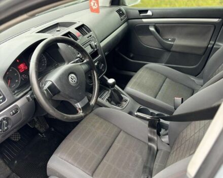 Сірий Фольксваген Гольф, об'ємом двигуна 1.9 л та пробігом 300 тис. км за 2699 $, фото 3 на Automoto.ua
