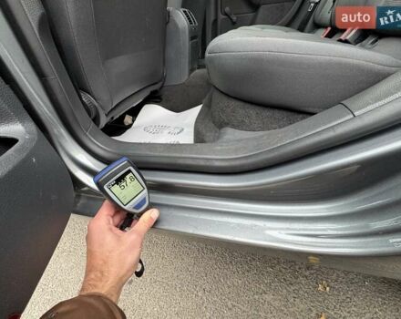 Серый Фольксваген Гольф, объемом двигателя 1.6 л и пробегом 262 тыс. км за 6950 $, фото 97 на Automoto.ua