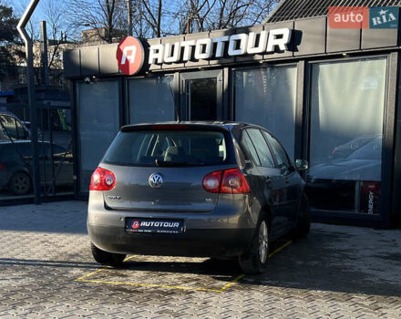 Серый Фольксваген Гольф, объемом двигателя 1.6 л и пробегом 216 тыс. км за 5900 $, фото 28 на Automoto.ua