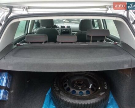 Серый Фольксваген Гольф, объемом двигателя 1.6 л и пробегом 260 тыс. км за 5500 $, фото 5 на Automoto.ua