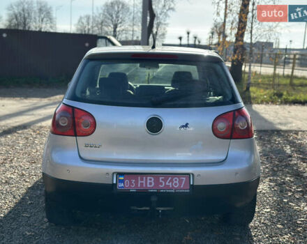 Серый Фольксваген Гольф, объемом двигателя 1.6 л и пробегом 235 тыс. км за 5100 $, фото 13 на Automoto.ua