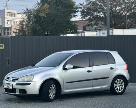 Серый Фольксваген Гольф, объемом двигателя 1.4 л и пробегом 288 тыс. км за 4000 $, фото 1 на Automoto.ua