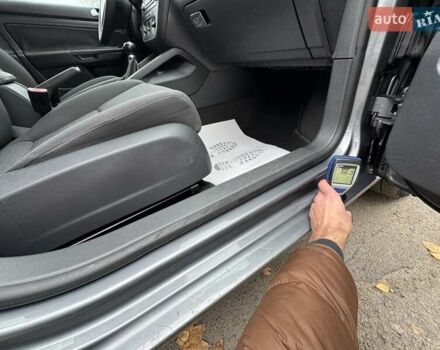 Серый Фольксваген Гольф, объемом двигателя 1.6 л и пробегом 262 тыс. км за 6950 $, фото 109 на Automoto.ua