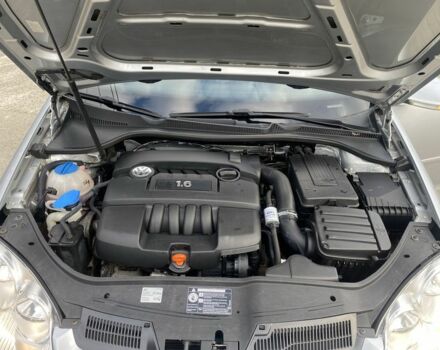 Серый Фольксваген Гольф, объемом двигателя 1.6 л и пробегом 173 тыс. км за 5000 $, фото 18 на Automoto.ua