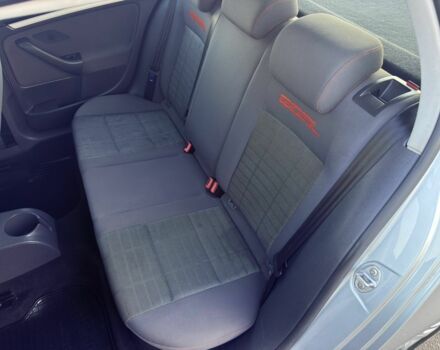 Серый Фольксваген Гольф, объемом двигателя 0 л и пробегом 192 тыс. км за 4955 $, фото 2 на Automoto.ua