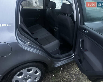 Сірий Фольксваген Гольф, об'ємом двигуна 1.6 л та пробігом 183 тис. км за 6600 $, фото 21 на Automoto.ua