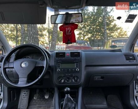 Серый Фольксваген Гольф, объемом двигателя 1.39 л и пробегом 280 тыс. км за 4900 $, фото 7 на Automoto.ua