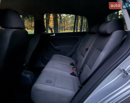 Сірий Фольксваген Гольф, об'ємом двигуна 1.6 л та пробігом 202 тис. км за 3799 $, фото 11 на Automoto.ua