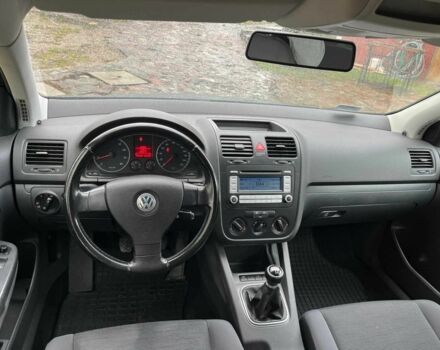 Серый Фольксваген Гольф, объемом двигателя 0 л и пробегом 300 тыс. км за 1500 $, фото 6 на Automoto.ua