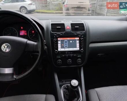 Серый Фольксваген Гольф, объемом двигателя 1.4 л и пробегом 216 тыс. км за 5800 $, фото 9 на Automoto.ua