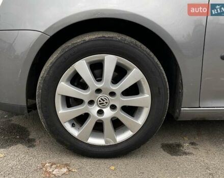 Серый Фольксваген Гольф, объемом двигателя 1.6 л и пробегом 262 тыс. км за 6950 $, фото 20 на Automoto.ua