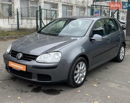 Серый Фольксваген Гольф, объемом двигателя 1.6 л и пробегом 262 тыс. км за 6950 $, фото 2 на Automoto.ua