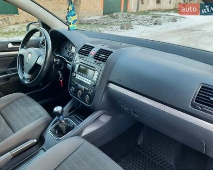 Серый Фольксваген Гольф, объемом двигателя 1.4 л и пробегом 250 тыс. км за 5550 $, фото 48 на Automoto.ua