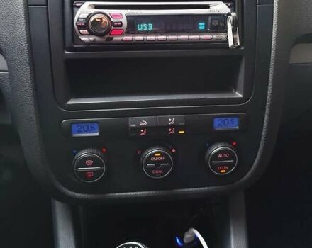 Фольксваген Гольф 2006 в Виннице на Automoto.ua Серый Фольксваген Гольф, объемом двигателя 1.6 л и пробегом 308 тыс. км за 5700 $, фото 22 на Automoto.ua