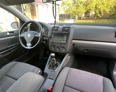 Серый Фольксваген Гольф, объемом двигателя 1.4 л и пробегом 260 тыс. км за 5900 $, фото 5 на Automoto.ua