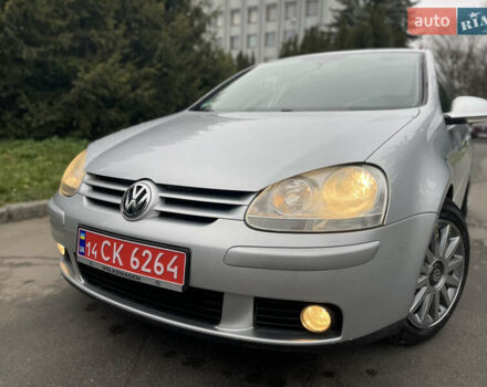 Серый Фольксваген Гольф, объемом двигателя 1.6 л и пробегом 216 тыс. км за 5750 $, фото 3 на Automoto.ua