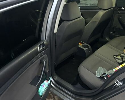 Серый Фольксваген Гольф, объемом двигателя 1.6 л и пробегом 220 тыс. км за 5900 $, фото 3 на Automoto.ua