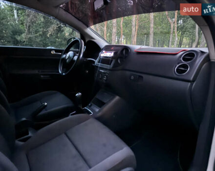 Сірий Фольксваген Гольф, об'ємом двигуна 1.6 л та пробігом 202 тис. км за 3799 $, фото 12 на Automoto.ua