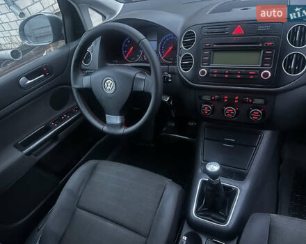 Сірий Фольксваген Гольф, об'ємом двигуна 1.6 л та пробігом 183 тис. км за 6600 $, фото 31 на Automoto.ua