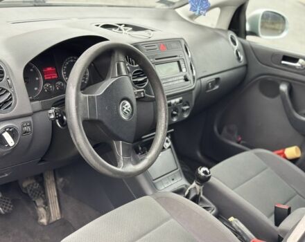 Серый Фольксваген Гольф, объемом двигателя 1.9 л и пробегом 361 тыс. км за 2650 $, фото 8 на Automoto.ua