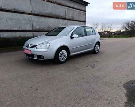 Серый Фольксваген Гольф, объемом двигателя 1.6 л и пробегом 256 тыс. км за 5650 $, фото 4 на Automoto.ua