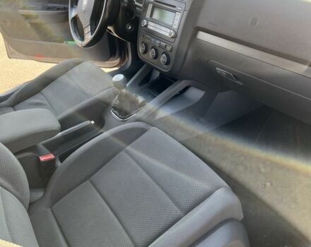 Сірий Фольксваген Гольф, об'ємом двигуна 1.6 л та пробігом 235 тис. км за 6500 $, фото 12 на Automoto.ua