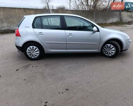 Серый Фольксваген Гольф, объемом двигателя 1.6 л и пробегом 256 тыс. км за 5650 $, фото 5 на Automoto.ua