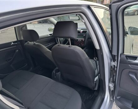 Сірий Фольксваген Гольф, об'ємом двигуна 1.4 л та пробігом 209 тис. км за 4800 $, фото 4 на Automoto.ua