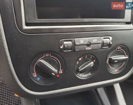 Сірий Фольксваген Гольф, об'ємом двигуна 1.39 л та пробігом 233 тис. км за 5900 $, фото 24 на Automoto.ua